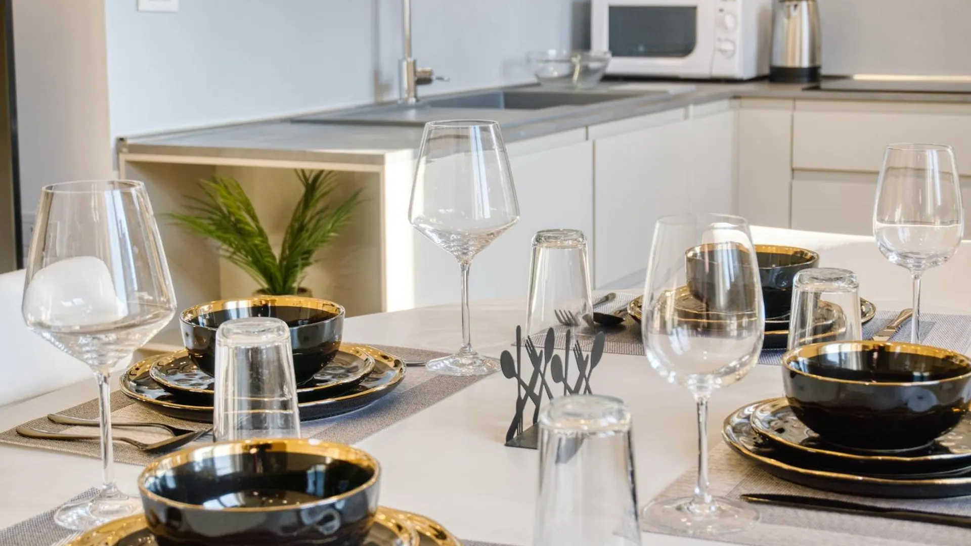 아파트 Corso Vittorio Emanuele Grandsuite - Best Position In Milan Next To Duomo